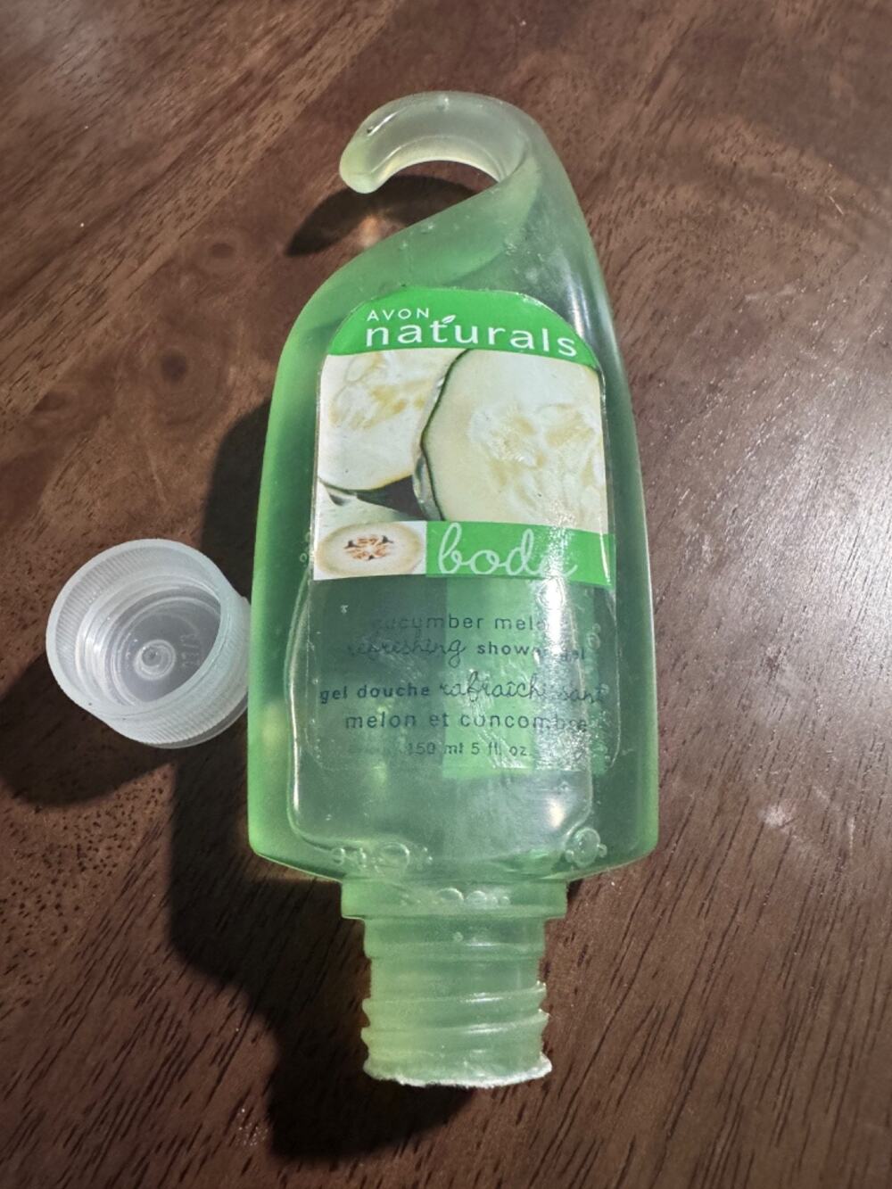 Avon naturals refreshing shower gel “cucumber melon”
